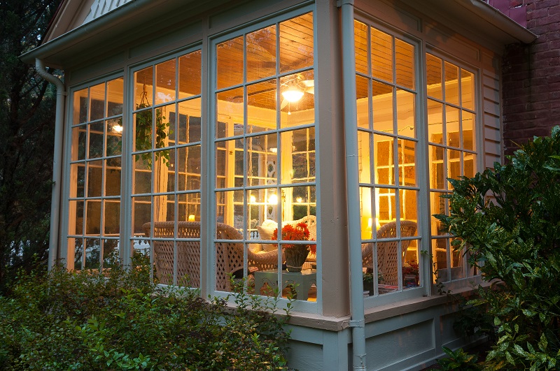 Distinctive Design Remodeling in Louisville and Lexington is your complete source for excellent sunroom construction.